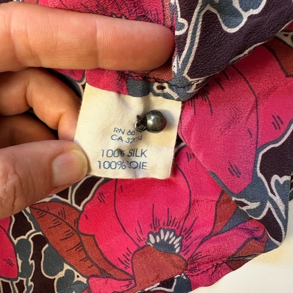 Anthropologie Edme & Esyllte 100% Silk floral printed long sleeve blouse size XS - Picture 7 of 10